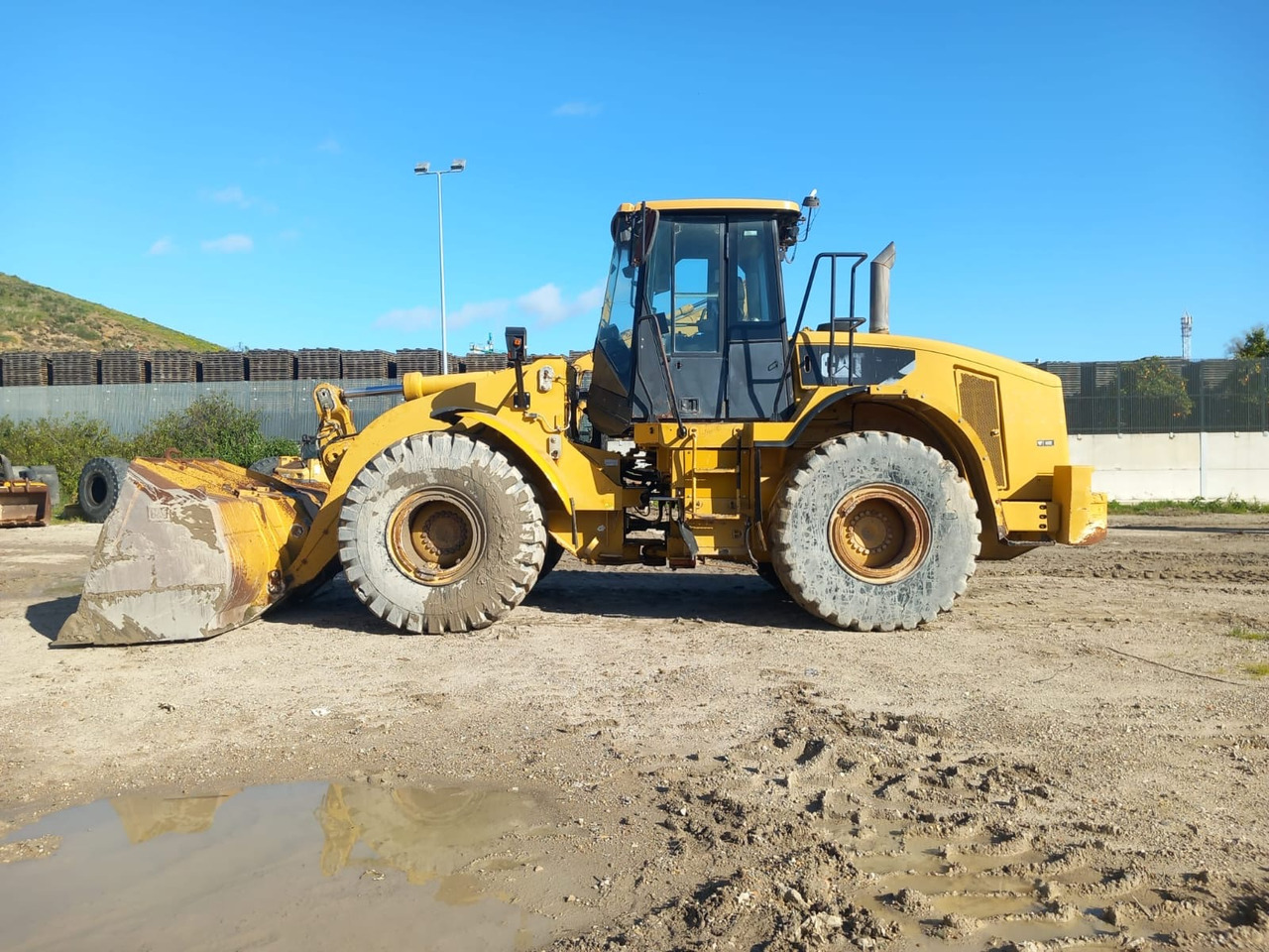 Caterpillar 962H - Loader: picture 3 Caterpillar 962H - Loader: picture 3