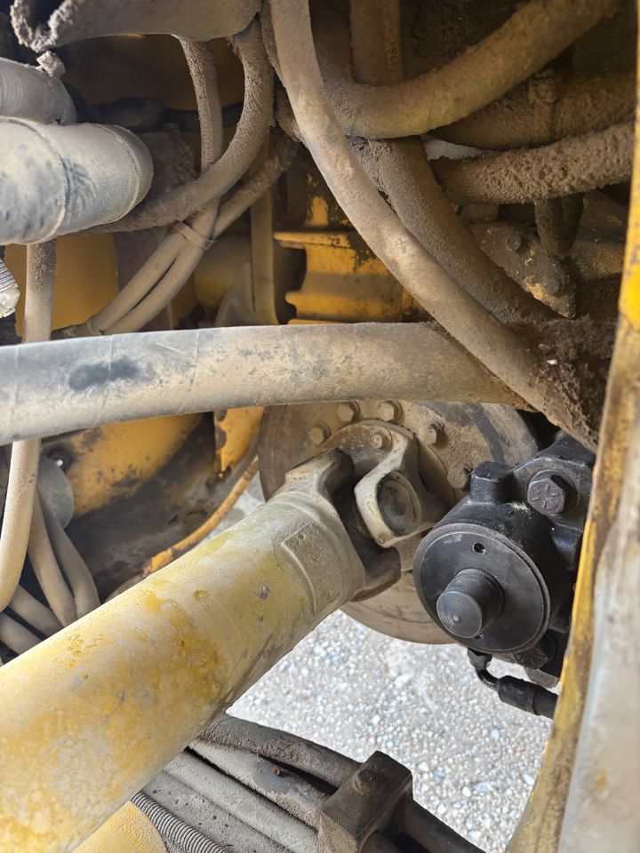 Wheel loader VOLVO L90F: picture 10