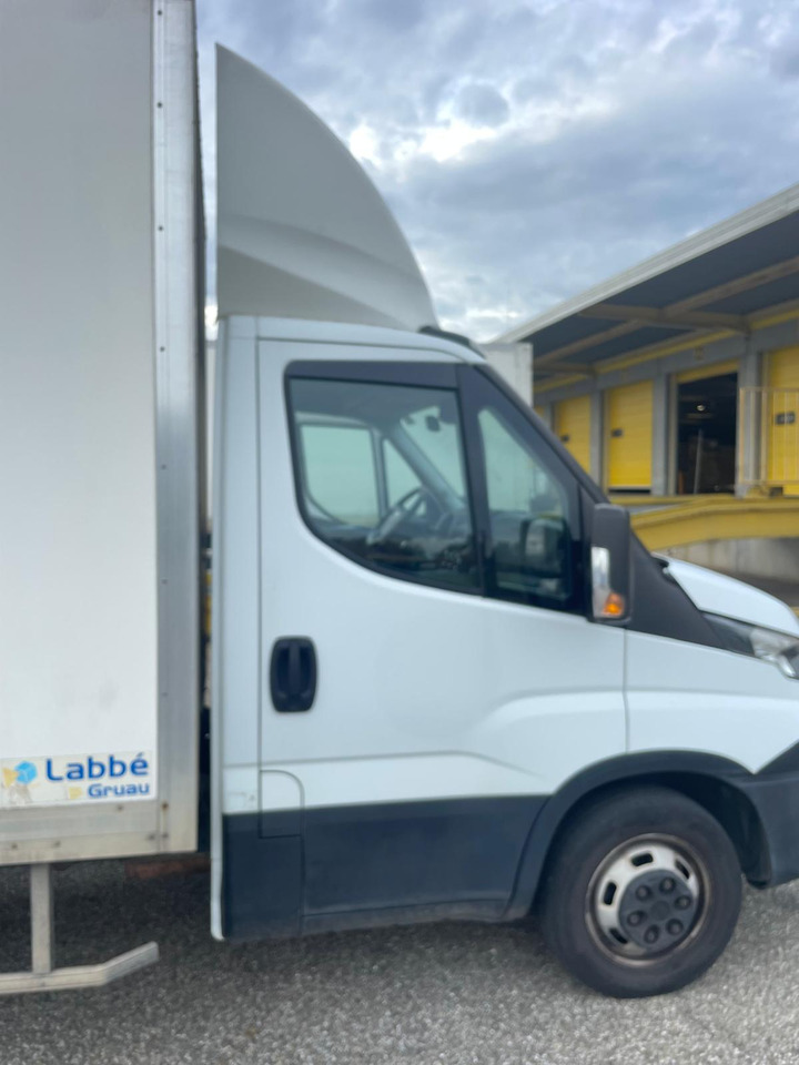 IVECO Dailly 35c16 - Box van: picture 2 IVECO Dailly 35c16 - Box van: picture 2