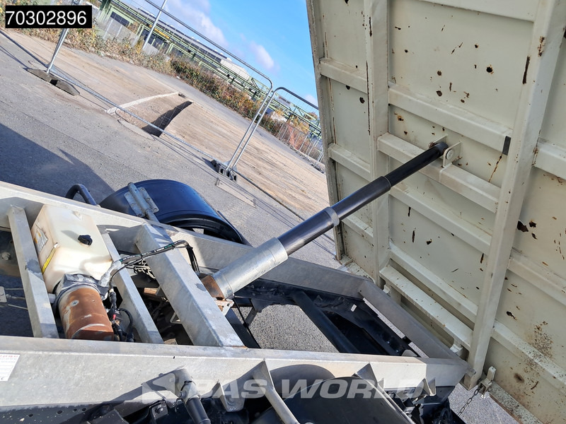 New Flatbed van Iveco Daily 35C14 Pritsche Doppelbereifung 3,5t AHK Klima Tempomat Euro6 A/C Towbar Cruise control: picture 10 New Flatbed van Iveco Daily 35C14 Pritsche Doppelbereifung 3,5t AHK Klima Tempomat Euro6 A/C Towbar Cruise control: picture 10