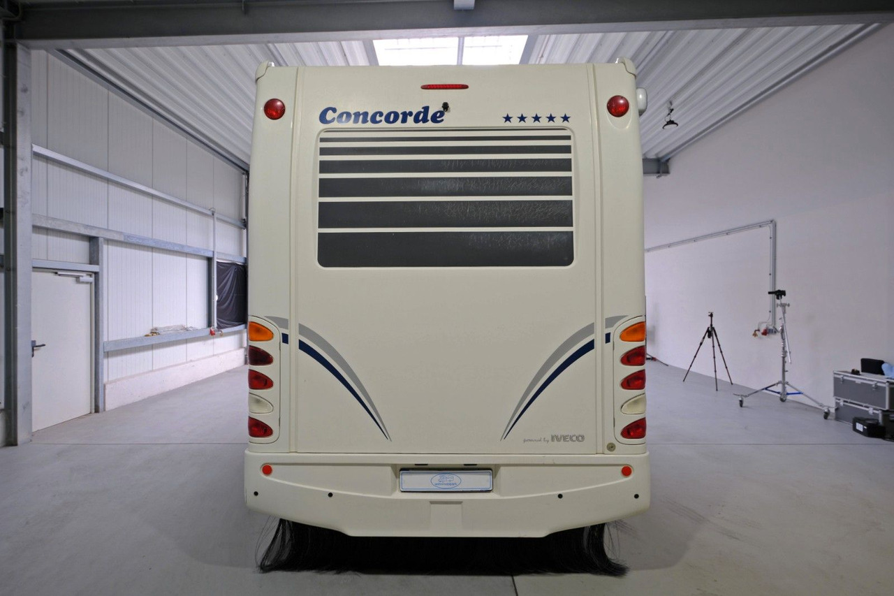 Concorde Carver I 692 H/Automatik/Festbett+Hubbett/Solar - Integrated motorhome: picture 3 Concorde Carver I 692 H/Automatik/Festbett+Hubbett/Solar - Integrated motorhome: picture 3