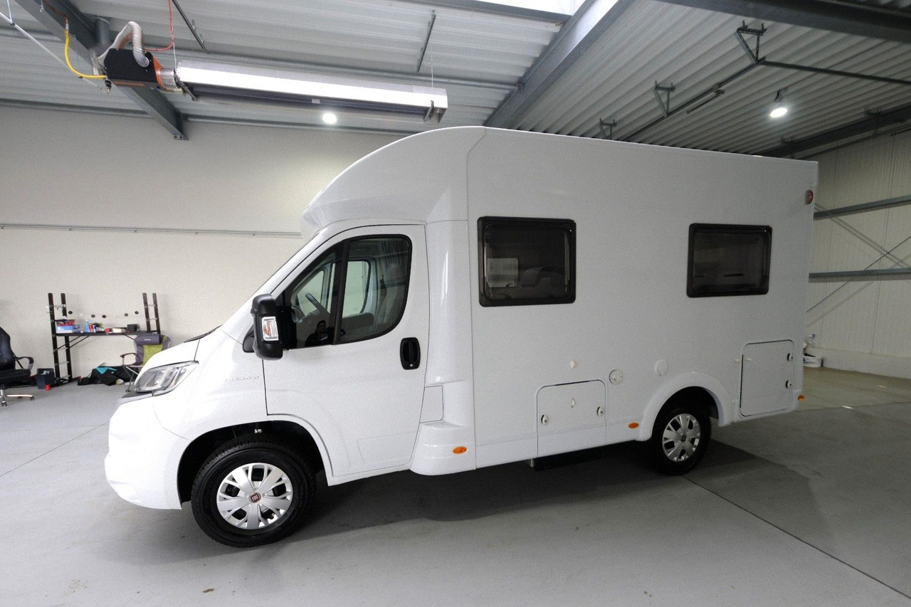 Etrusco T 5900 FB/1.Hand/Festbett/Klima/Markise/Finanz. Etrusco T 5900 FB/1.Hand/Festbett/Klima/FINANZIERUNG - Semi-integrated motorhome: picture 3 Etrusco T 5900 FB/1.Hand/Festbett/Klima/Markise/Finanz. Etrusco T 5900 FB/1.Hand/Festbett/Klima/FINANZIERUNG - Semi-integrated motorhome: picture 3