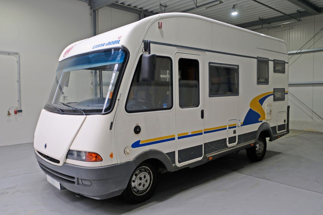 Eura Mobil I 625 VB / Automatik/ Festbett+Hubbett/Garage - Integrated motorhome: picture 2 Eura Mobil I 625 VB / Automatik/ Festbett+Hubbett/Garage - Integrated motorhome: picture 2