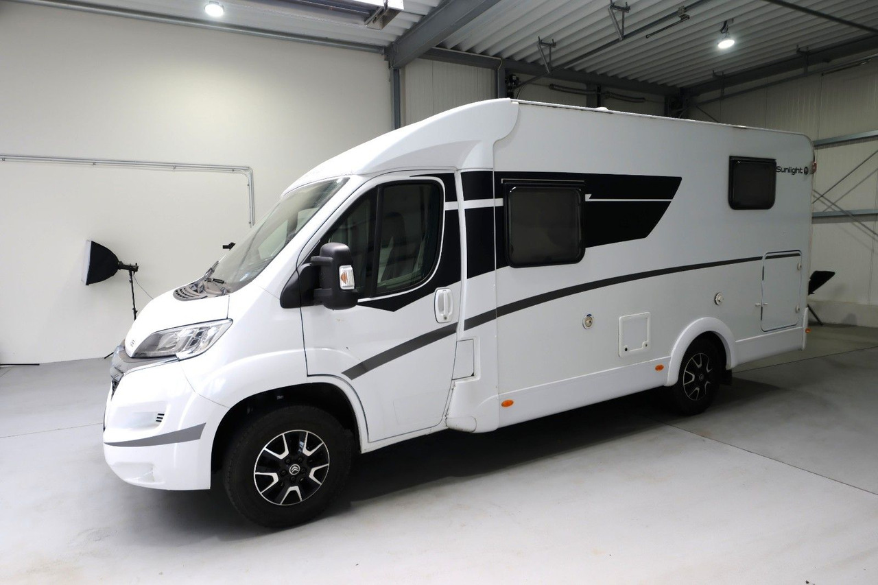 Sunlight V 66 Adventure Edition/Einzelbetten/Garage/Klima - Semi-integrated motorhome: picture 2 Sunlight V 66 Adventure Edition/Einzelbetten/Garage/Klima - Semi-integrated motorhome: picture 2
