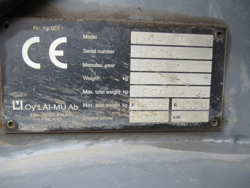 Road sweeper LM TRAC 286 Werktuigdrager ( zonder Borstel arm ): picture 13