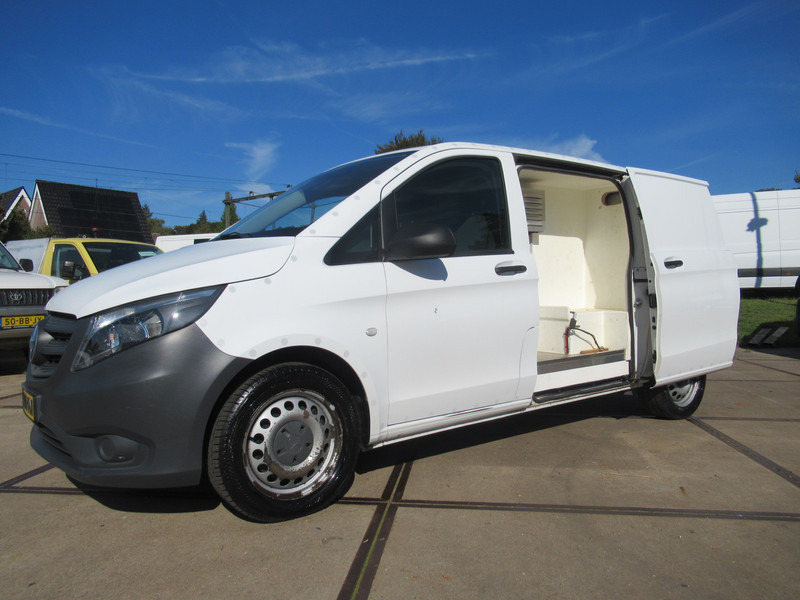 Mercedes-Benz Vito 639/5 4x4 113CDI DENSO koelinbouw - Refrigerated van: picture 3 Mercedes-Benz Vito 639/5 4x4 113CDI DENSO koelinbouw - Refrigerated van: picture 3