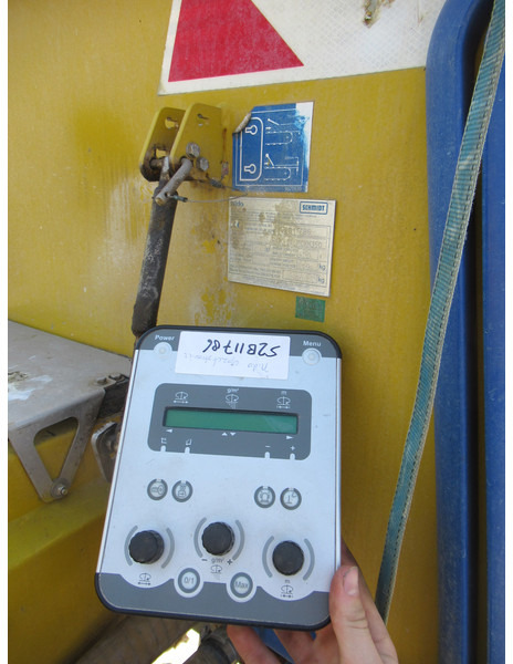 NIDO STRATOS B11K-24 PCXN350 1,1M3 + 500L Rotopower Salzstreuer Salt Spreader Zoutstrooier - Sand/ Salt spreader: picture 5 NIDO STRATOS B11K-24 PCXN350 1,1M3 + 500L Rotopower Salzstreuer Salt Spreader Zoutstrooier - Sand/ Salt spreader: picture 5