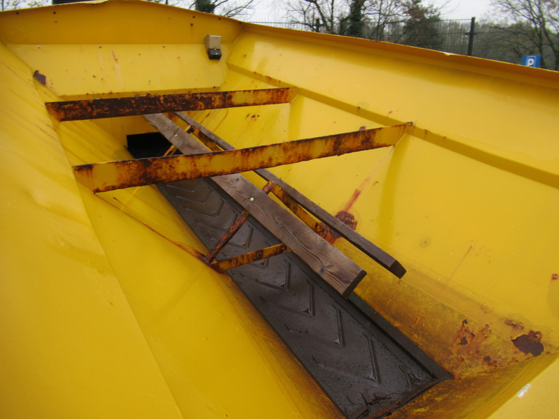 NIDO STRATOS B40-42 PALN Rotopower 4m3 + 2.200L Salzstreuer Saltspreader Zoutstrooier - Sand/ Salt spreader: picture 5 NIDO STRATOS B40-42 PALN Rotopower 4m3 + 2.200L Salzstreuer Saltspreader Zoutstrooier - Sand/ Salt spreader: picture 5