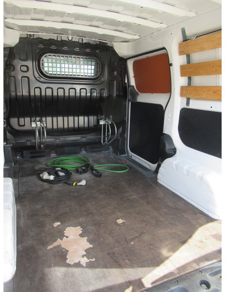 Small van, Electric van Nissan E-NV200 Optima 24KW/H: picture 12