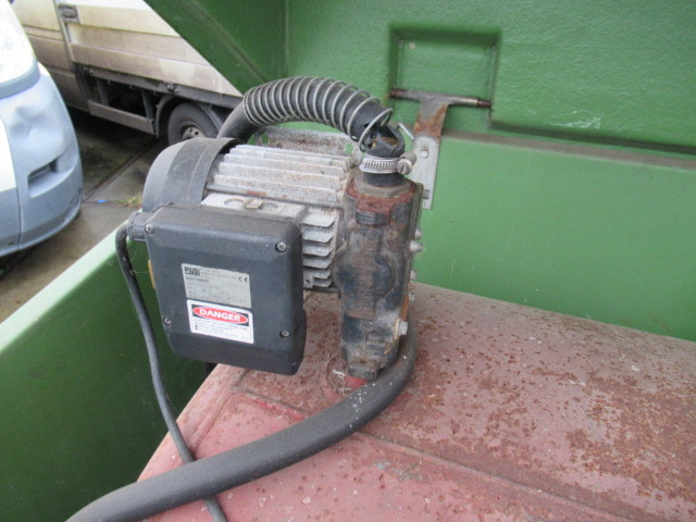 Onbekend Mobiele Dieseltank Brandsoftank Pomp - Fuel tank for Agricultural machinery: picture 3 Onbekend Mobiele Dieseltank Brandsoftank Pomp - Fuel tank for Agricultural machinery: picture 3