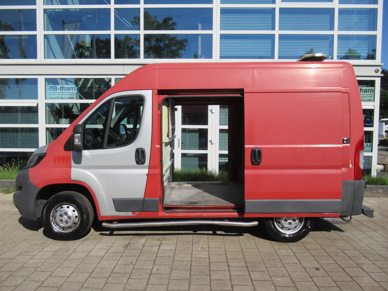 Peugeot Boxer 330 2.0 HDI 81KW L1H2 Pro AIRCO - Klima - Small van: picture 3 Peugeot Boxer 330 2.0 HDI 81KW L1H2 Pro AIRCO - Klima - Small van: picture 3