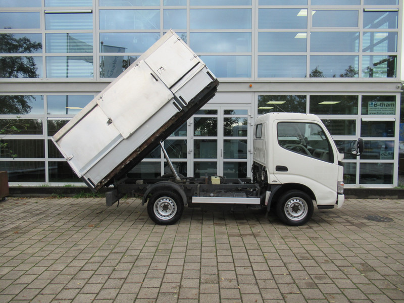 Toyota Dyna 100 3.0 D-4D 80KW Comfort Veegvuilkipper Tipper - Tipper van: picture 4 Toyota Dyna 100 3.0 D-4D 80KW Comfort Veegvuilkipper Tipper - Tipper van: picture 4