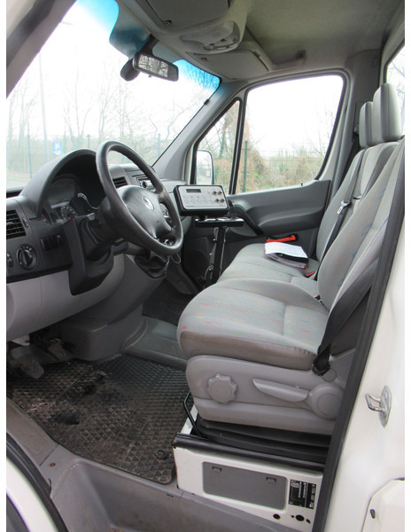 Flatbed van Volkswagen Crafter 35 2.5TDI 100KW EPOKE VIRTUS Natzout Strooier: picture 14