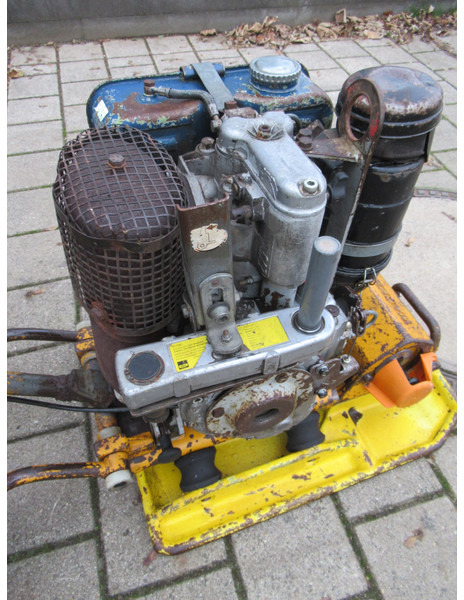 Vibratory plate Wacker - Hatz DPS Trilplaat ES 75-2275, 4,1KW: picture 7