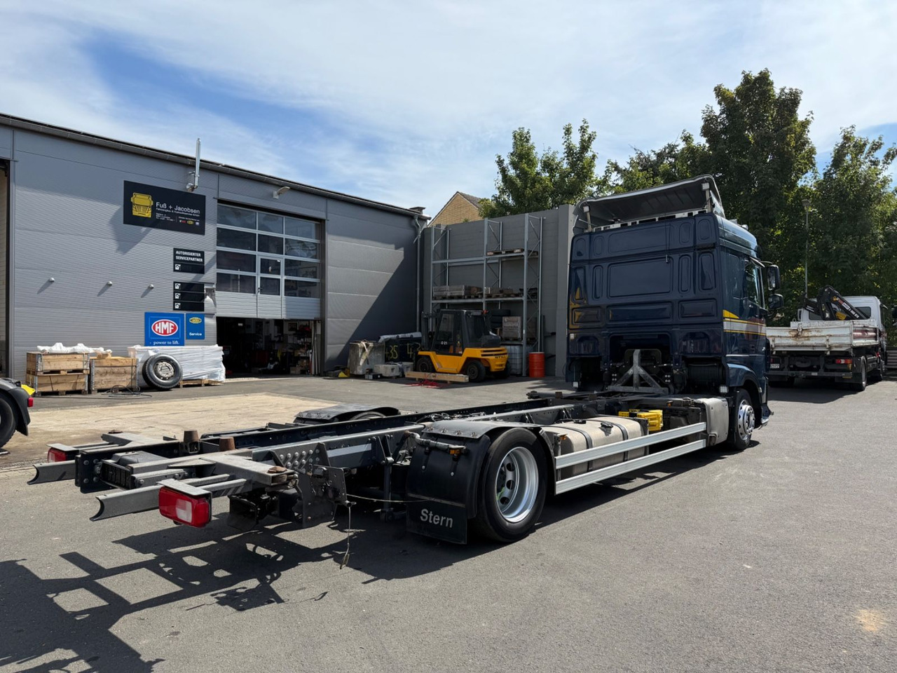 DAF XF430/Jumbo;Mega/Intarder/Standklima-Heizung/BDF - Container transporter/ Swap body truck: picture 5 DAF XF430/Jumbo;Mega/Intarder/Standklima-Heizung/BDF - Container transporter/ Swap body truck: picture 5