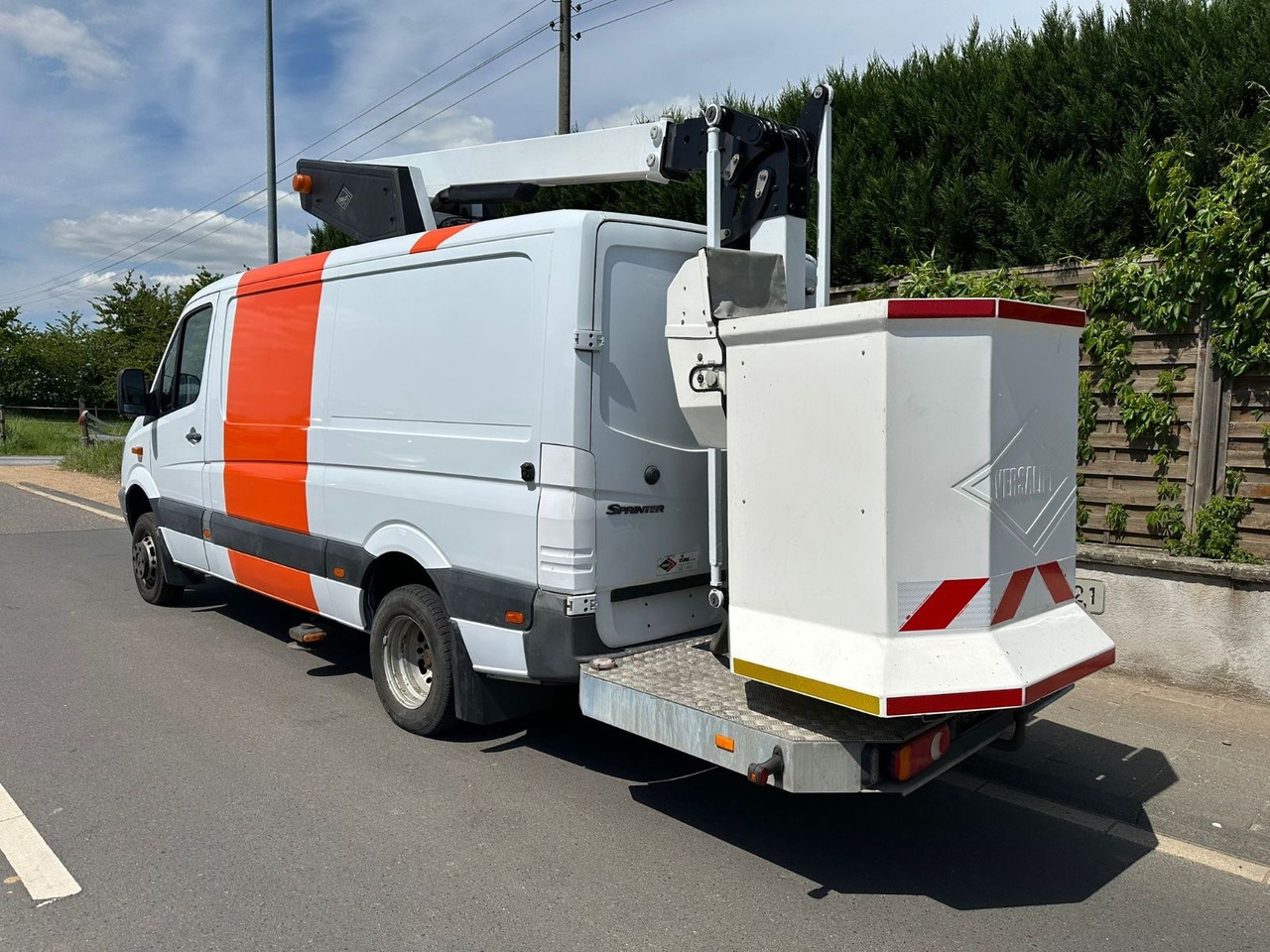 Mercedes-Benz Sprinter 515 CDI 4X4|13,2m Versailift ET-38-LFH - Truck mounted aerial platform: picture 3 Mercedes-Benz Sprinter 515 CDI 4X4|13,2m Versailift ET-38-LFH - Truck mounted aerial platform: picture 3