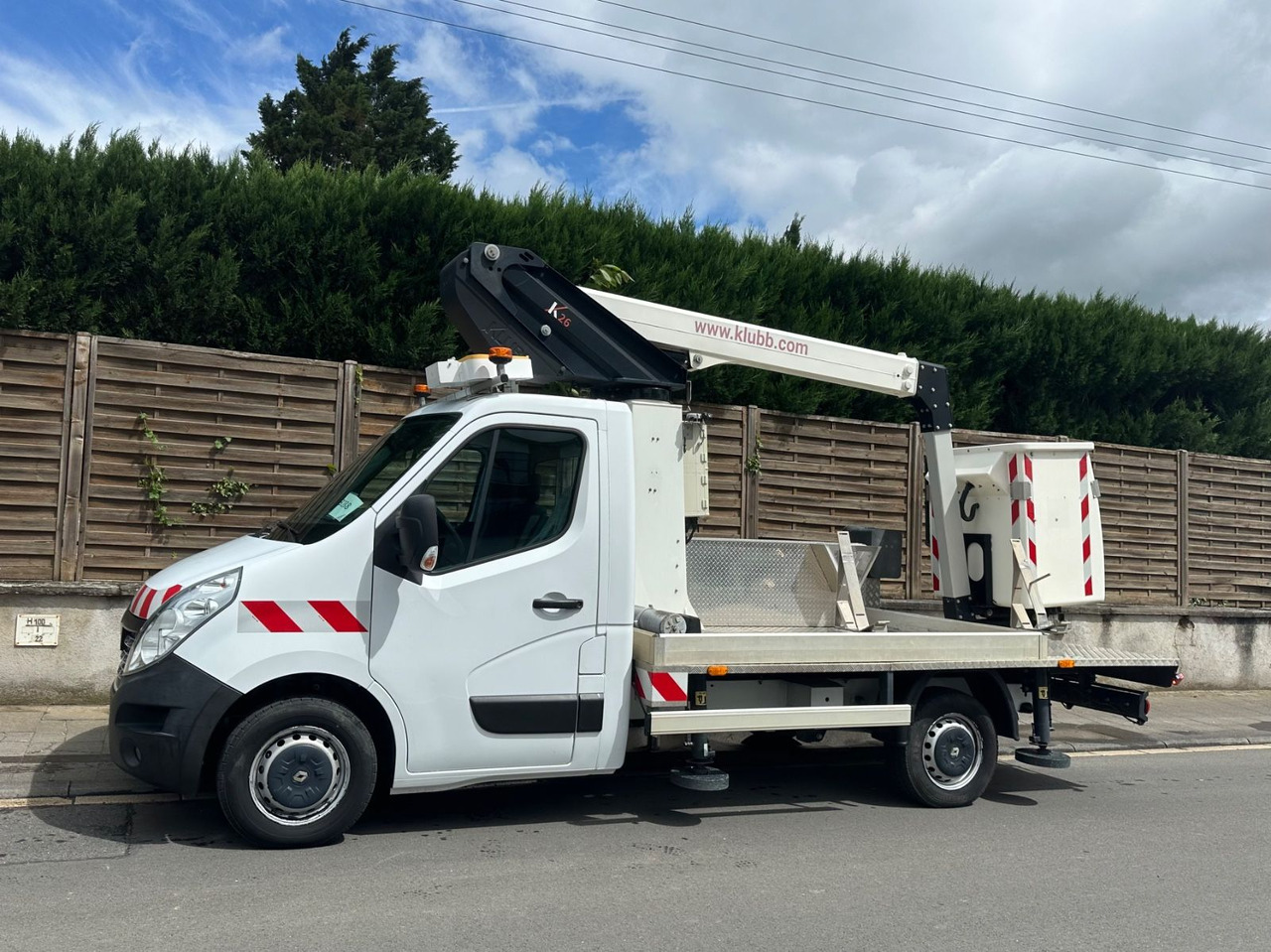 Renault Master III Steiger/11,2m/3,5t/Klubb K26/Klima - Truck mounted aerial platform: picture 1 Renault Master III Steiger/11,2m/3,5t/Klubb K26/Klima - Truck mounted aerial platform: picture 1