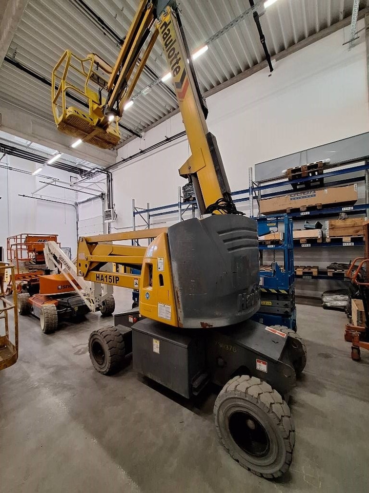 Haulotte HA 15 IP  - Articulated boom: picture 2 Haulotte HA 15 IP  - Articulated boom: picture 2