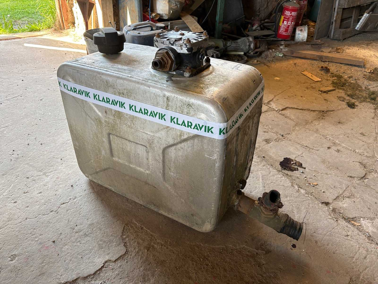 Hydraulic tank Kovi - Hydraulic tank: picture 2 Hydraulic tank Kovi - Hydraulic tank: picture 2