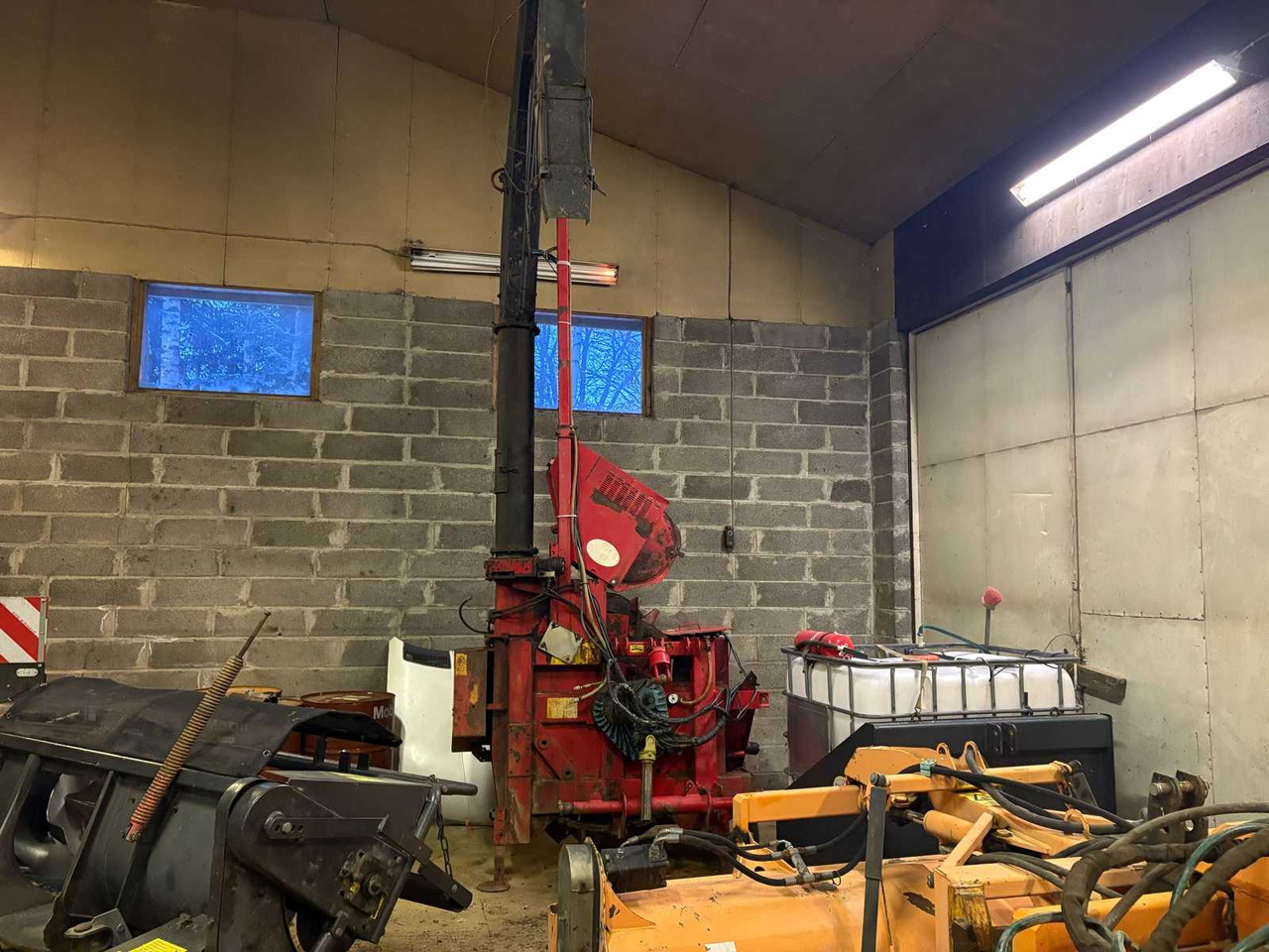 Precision shredder Lely Storm 130 R - Pull-type forage harvester: picture 1 Precision shredder Lely Storm 130 R - Pull-type forage harvester: picture 1