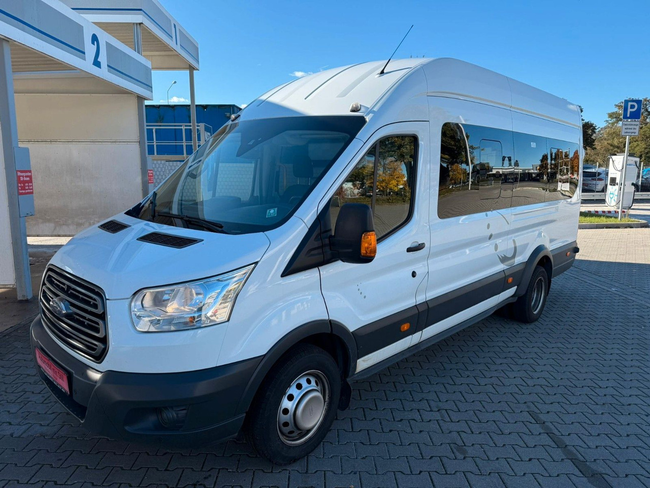 Ford Transit - Minibus, Passenger van: picture 2 Ford Transit - Minibus, Passenger van: picture 2