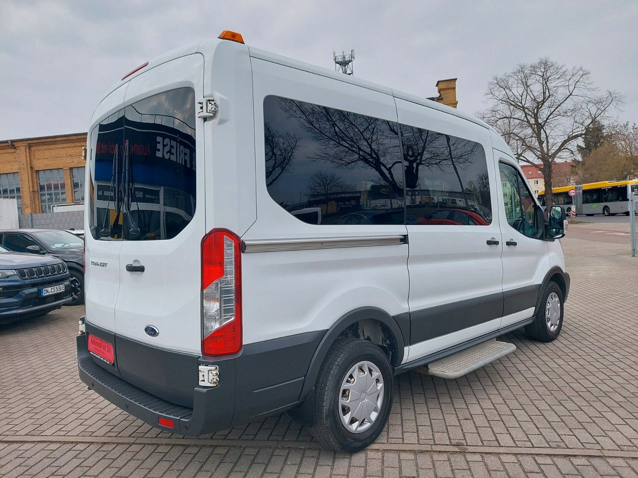 New Passenger van Ford Transit Kombi 330 L2 Trend 9 Sitze Klima Sitzhei: picture 9
