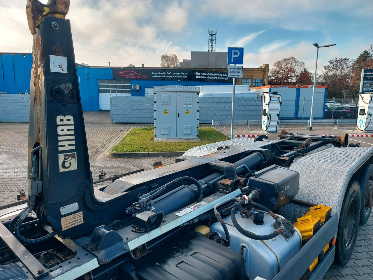 MAN 26.400 ABROLLER HIAB - Hook lift truck: picture 2 MAN 26.400 ABROLLER HIAB - Hook lift truck: picture 2