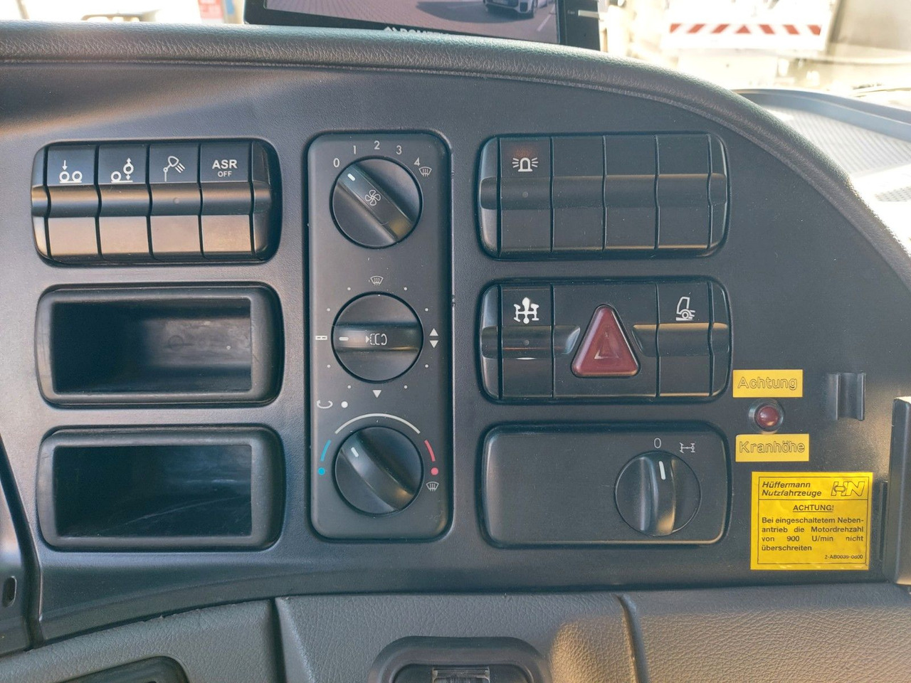 Hook lift truck, Crane truck Mercedes-Benz Actros 6-Zyl. 2541 HMF KRAN ABROLLKIPPER: picture 17