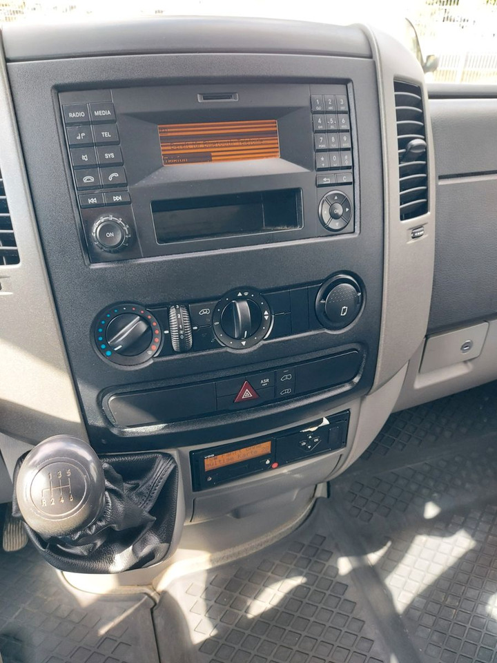 Passenger van Mercedes-Benz Sprinter II Kasten 314 CDI Mixto 6 Sitze: picture 16
