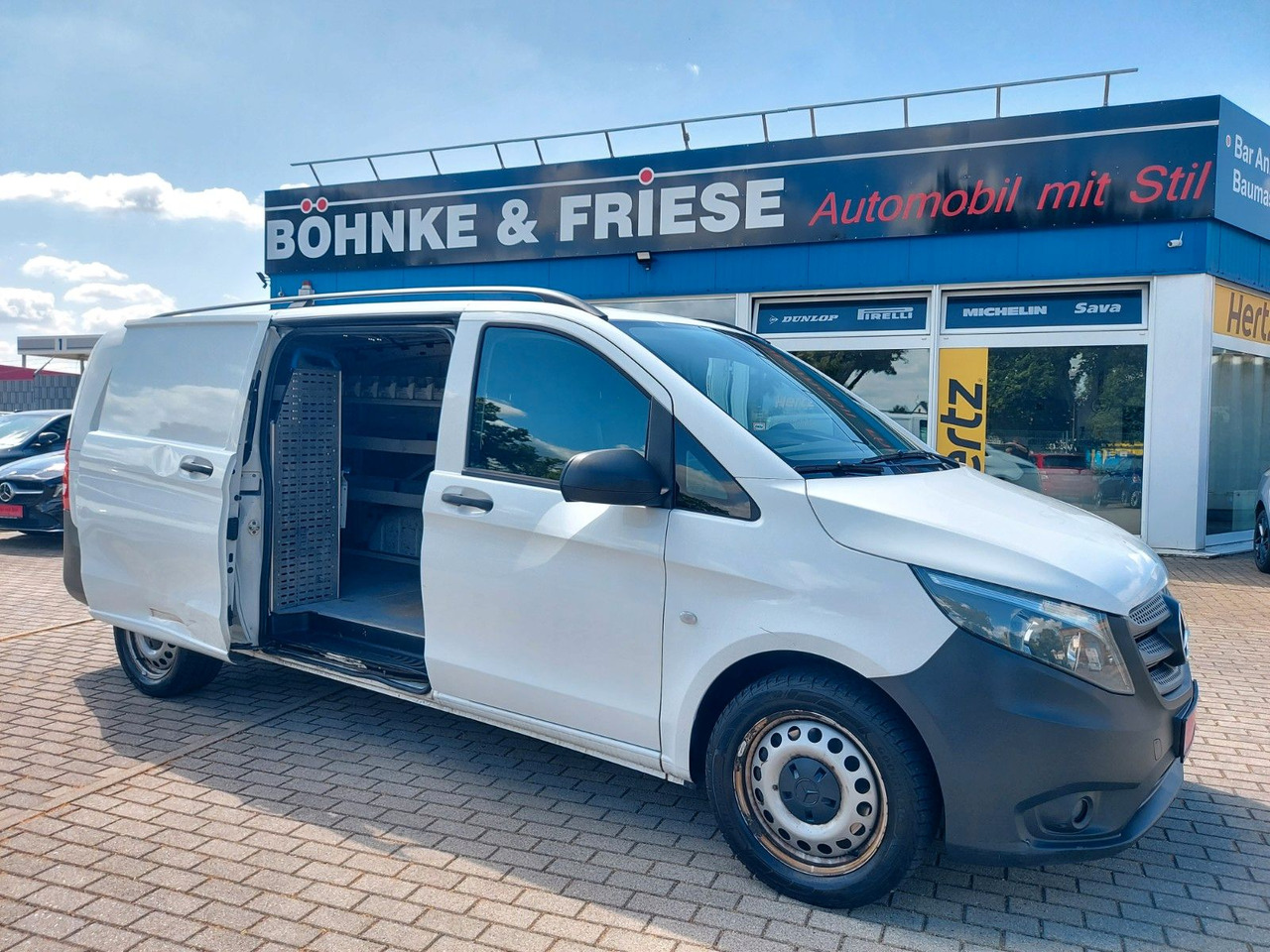 Mercedes-Benz Vito Kasten 116 CDI Extralang Automatik Tempomat - Passenger van: picture 1 Mercedes-Benz Vito Kasten 116 CDI Extralang Automatik Tempomat - Passenger van: picture 1