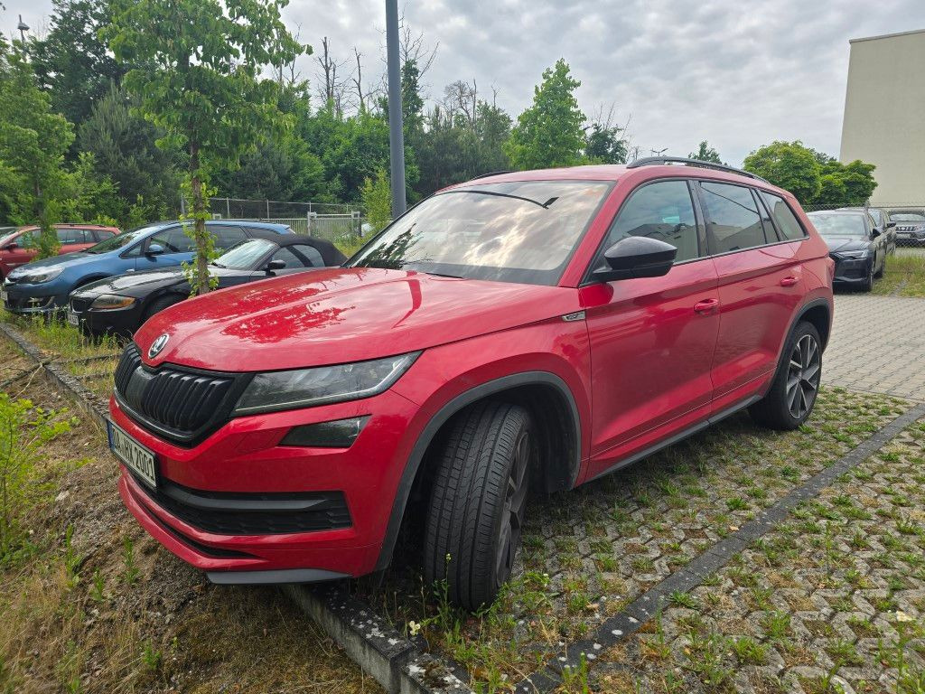 Skoda Kodiaq Sportline LED AUTOMATIK NAVI ALCANTARA - SUV: picture 1 Skoda Kodiaq Sportline LED AUTOMATIK NAVI ALCANTARA - SUV: picture 1