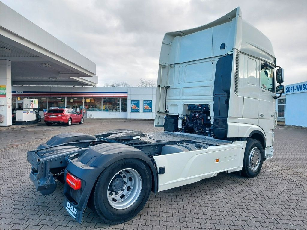 DAF XF 530 FT SuperSpaceCab ACC Luftfeder Retarder - Tractor unit: picture 5 DAF XF 530 FT SuperSpaceCab ACC Luftfeder Retarder - Tractor unit: picture 5