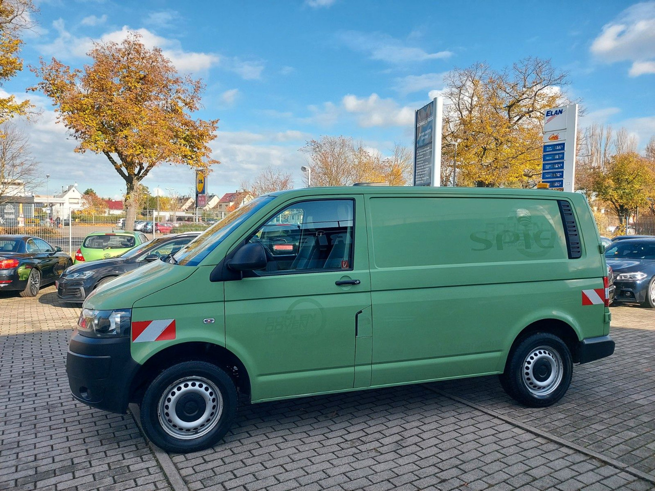 Passenger van Volkswagen T5 Transporter Kasten 4Motion KLIMA STANDHEIZUN: picture 13 Passenger van Volkswagen T5 Transporter Kasten 4Motion KLIMA STANDHEIZUN: picture 13