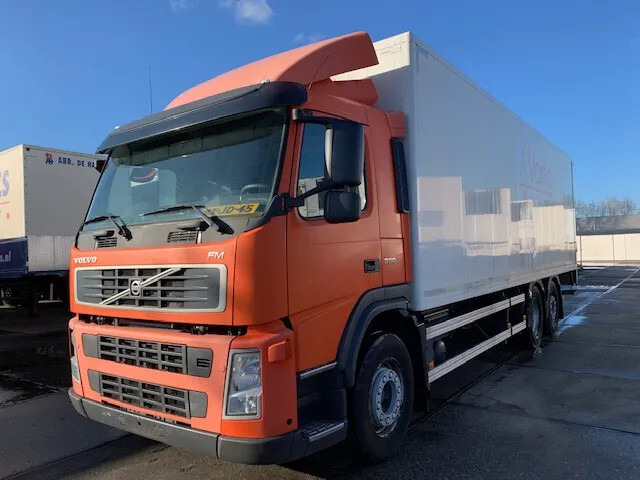 Volvo FM 330 6X2 APK nieuw Closed Box taillift steering axle - Box truck: picture 1 Volvo FM 330 6X2 APK nieuw Closed Box taillift steering axle - Box truck: picture 1