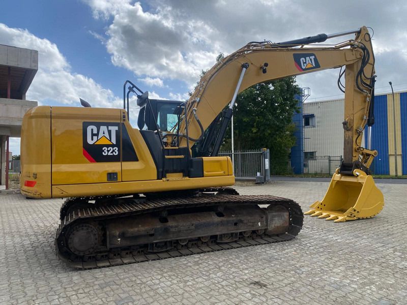 Caterpillar 323 . - Crawler excavator: picture 3 Caterpillar 323 . - Crawler excavator: picture 3