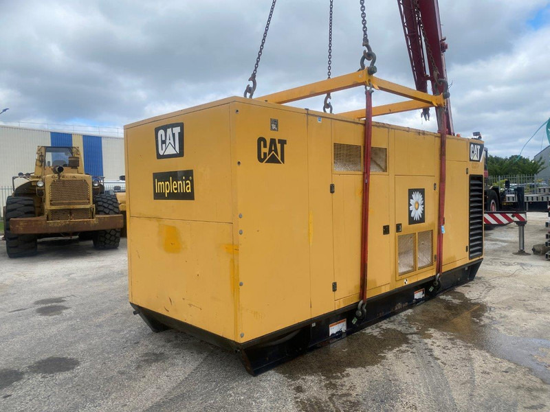 Caterpillar 3412C 900 KVA 900 F - Generator set: picture 1 Caterpillar 3412C 900 KVA 900 F - Generator set: picture 1