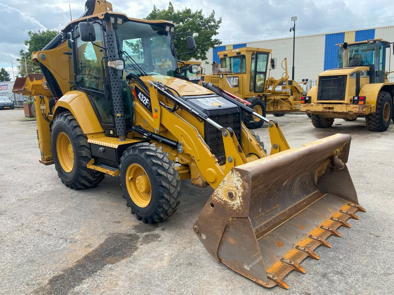 Backhoe loader Caterpillar 432F2 NVT: picture 18