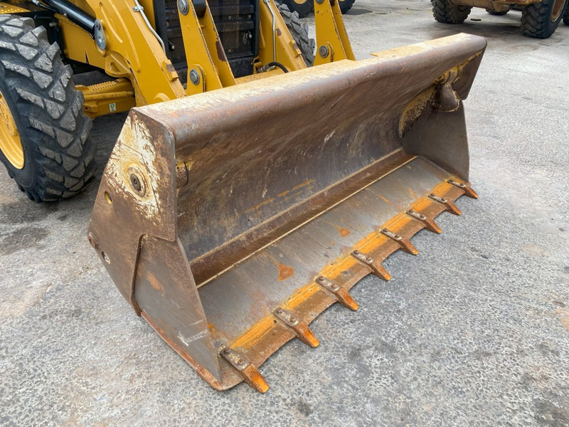 Backhoe loader Caterpillar 432F2 NVT: picture 19