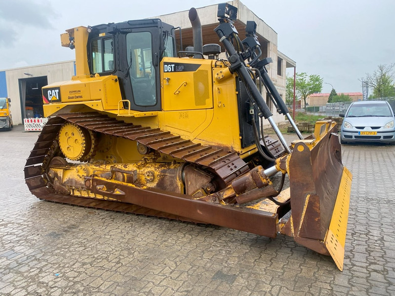 Caterpillar D6T LGP NVT - Bulldozer: picture 1 Caterpillar D6T LGP NVT - Bulldozer: picture 1