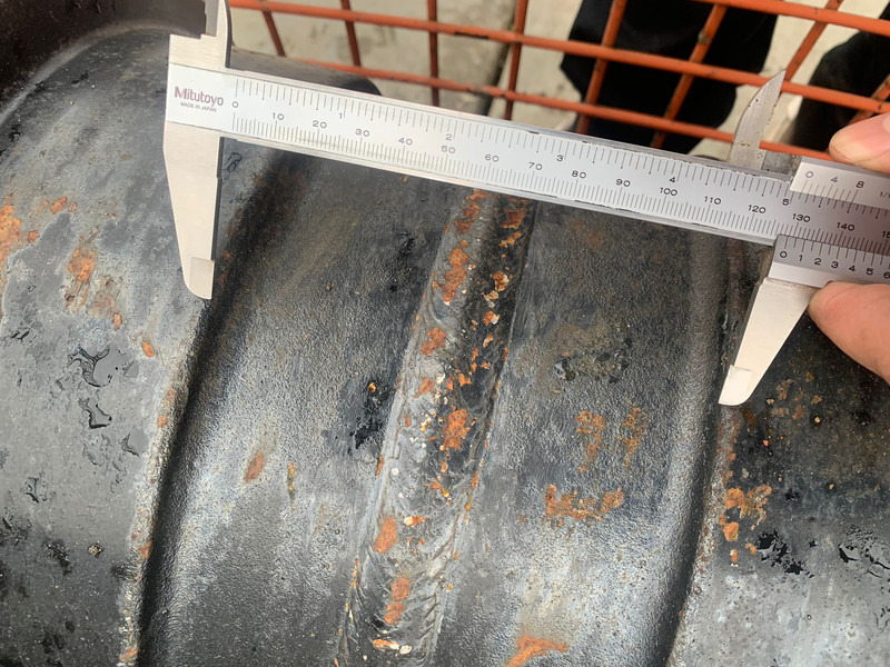 Hitachi Hitachi EX1200D5 bottom track roller SF - Frame/ Chassis: picture 5 Hitachi Hitachi EX1200D5 bottom track roller SF - Frame/ Chassis: picture 5