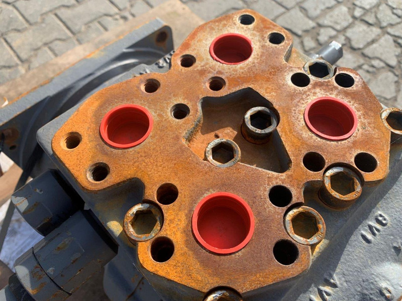 Hitachi MX750B0-10A-05M - Hydraulic pump: picture 5 Hitachi MX750B0-10A-05M - Hydraulic pump: picture 5