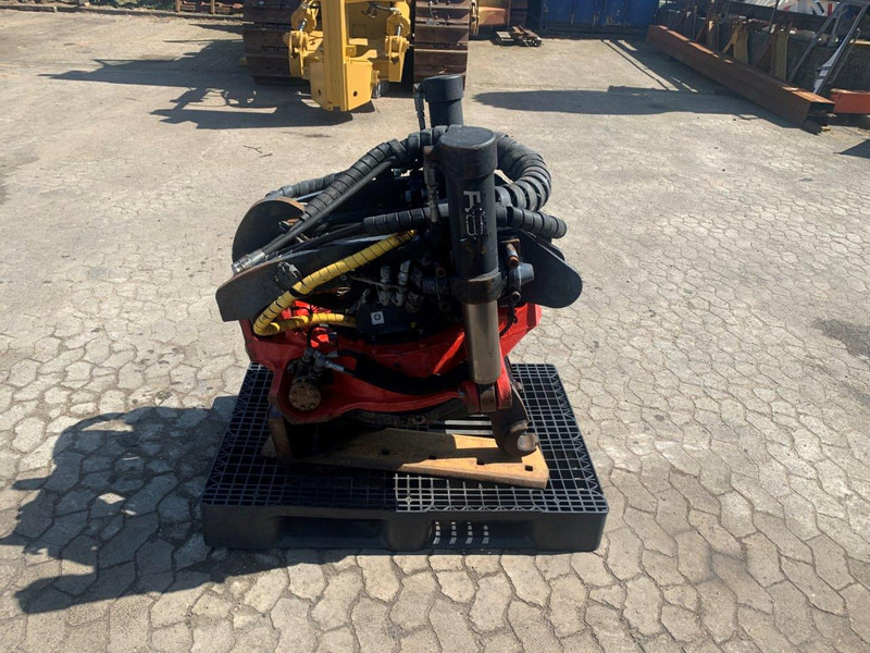 INDEXATOR R8 - Tiltrotator: picture 3 INDEXATOR R8 - Tiltrotator: picture 3