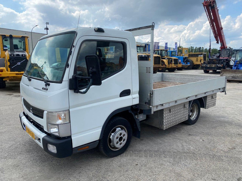 Mitsubishi Fuso Canter 3C18 NVT - Dropside/ Flatbed truck: picture 3 Mitsubishi Fuso Canter 3C18 NVT - Dropside/ Flatbed truck: picture 3