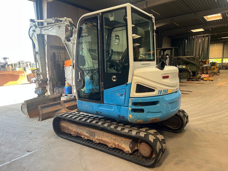 Takeuchi TB 260 . - Mini excavator: picture 2 Takeuchi TB 260 . - Mini excavator: picture 2
