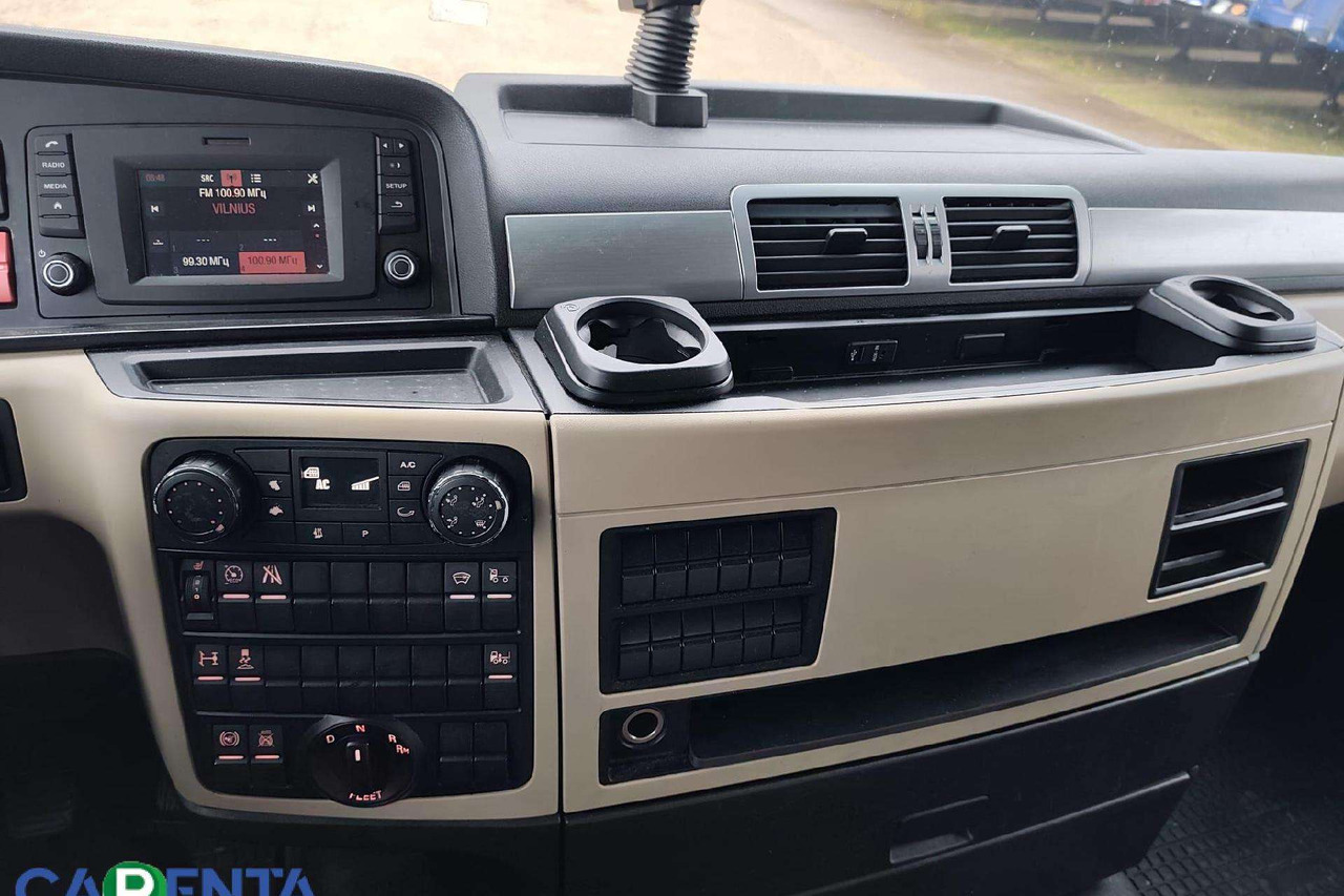 Tractor unit MAN TGX: picture 13