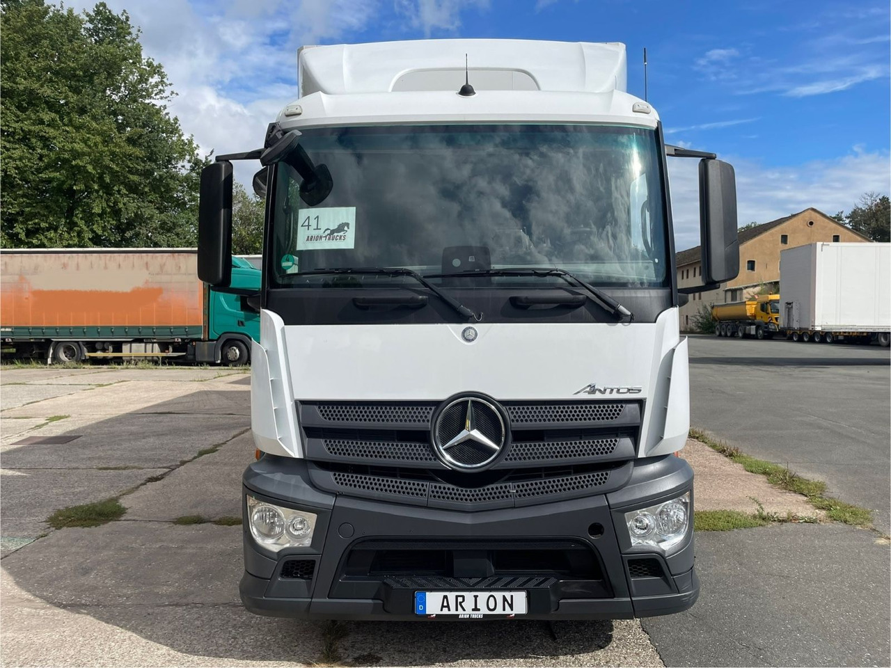 Mercedes-Benz Antos 2543 6x2 Kühlkoffer/CARRIER/KERSCHER/NLA - Refrigerator truck: picture 2 Mercedes-Benz Antos 2543 6x2 Kühlkoffer/CARRIER/KERSCHER/NLA - Refrigerator truck: picture 2