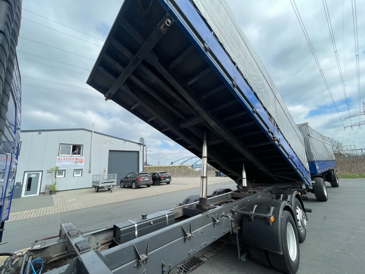 Leasing of  Volvo FH 460 EEV Dreiseiten-Getreidekipper/gel. NLA/AC Volvo FH 460 EEV Dreiseiten-Getreidekipper/gel. NLA/AC: picture 14