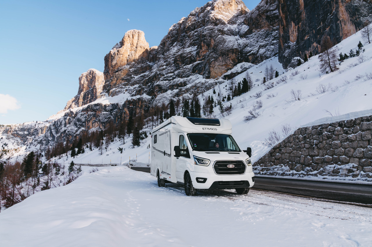 Etrusco T 7.3 QCF - Semi-integrated motorhome: picture 1 Etrusco T 7.3 QCF - Semi-integrated motorhome: picture 1