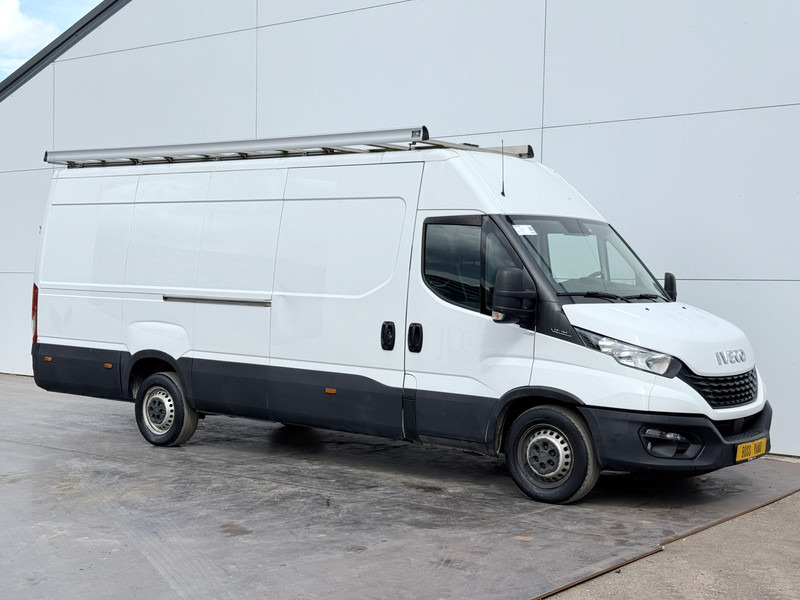 Iveco Daily 35S16 2.3 L4H2 Luchtvering Climate Control Cruise Control Camera Navigatie 3.5t Trekhaak Imperiaal - Panel van: picture 4 Iveco Daily 35S16 2.3 L4H2 Luchtvering Climate Control Cruise Control Camera Navigatie 3.5t Trekhaak Imperiaal - Panel van: picture 4