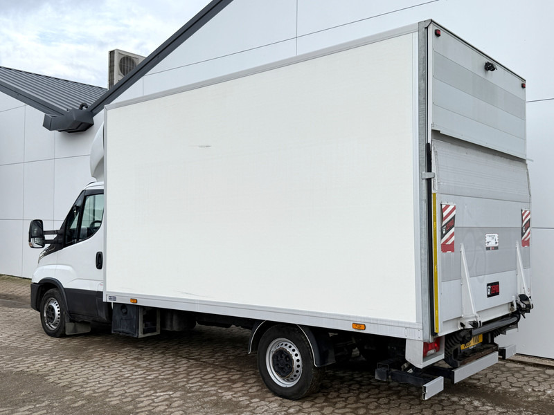 Iveco Daily 35S18 3.0 Laadklep Automaat LED Climate Control Adaptieve Cruise Control Standkachel Camera Navigatie - Box van: picture 2 Iveco Daily 35S18 3.0 Laadklep Automaat LED Climate Control Adaptieve Cruise Control Standkachel Camera Navigatie - Box van: picture 2